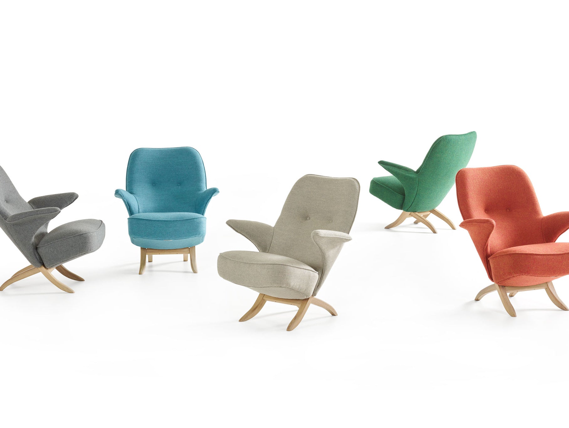Artifort Celebrate 125th Anniversary with Limited Edition ‘Pinguin’ Chair by Theo Ruth