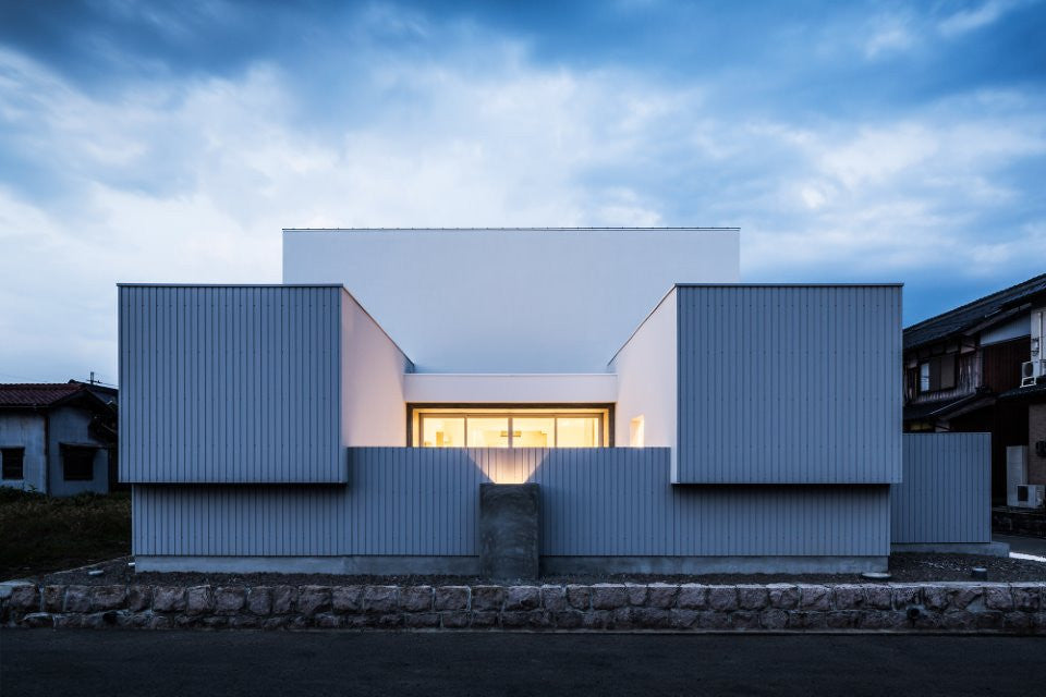 Courtyard House by Kouichi Kimura Architects