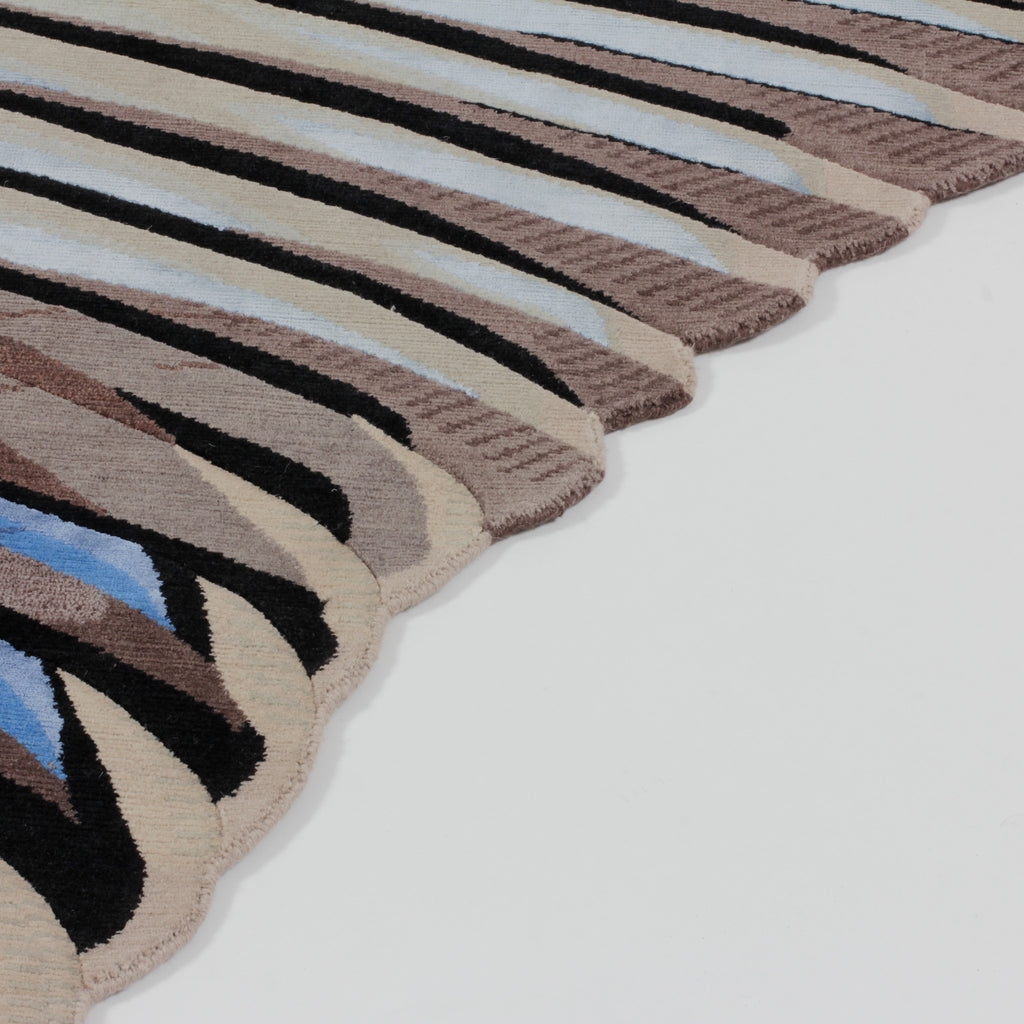CC-Tapis 'Feathers' Freeform Rug by Maarten De Ceulaer Detail 1