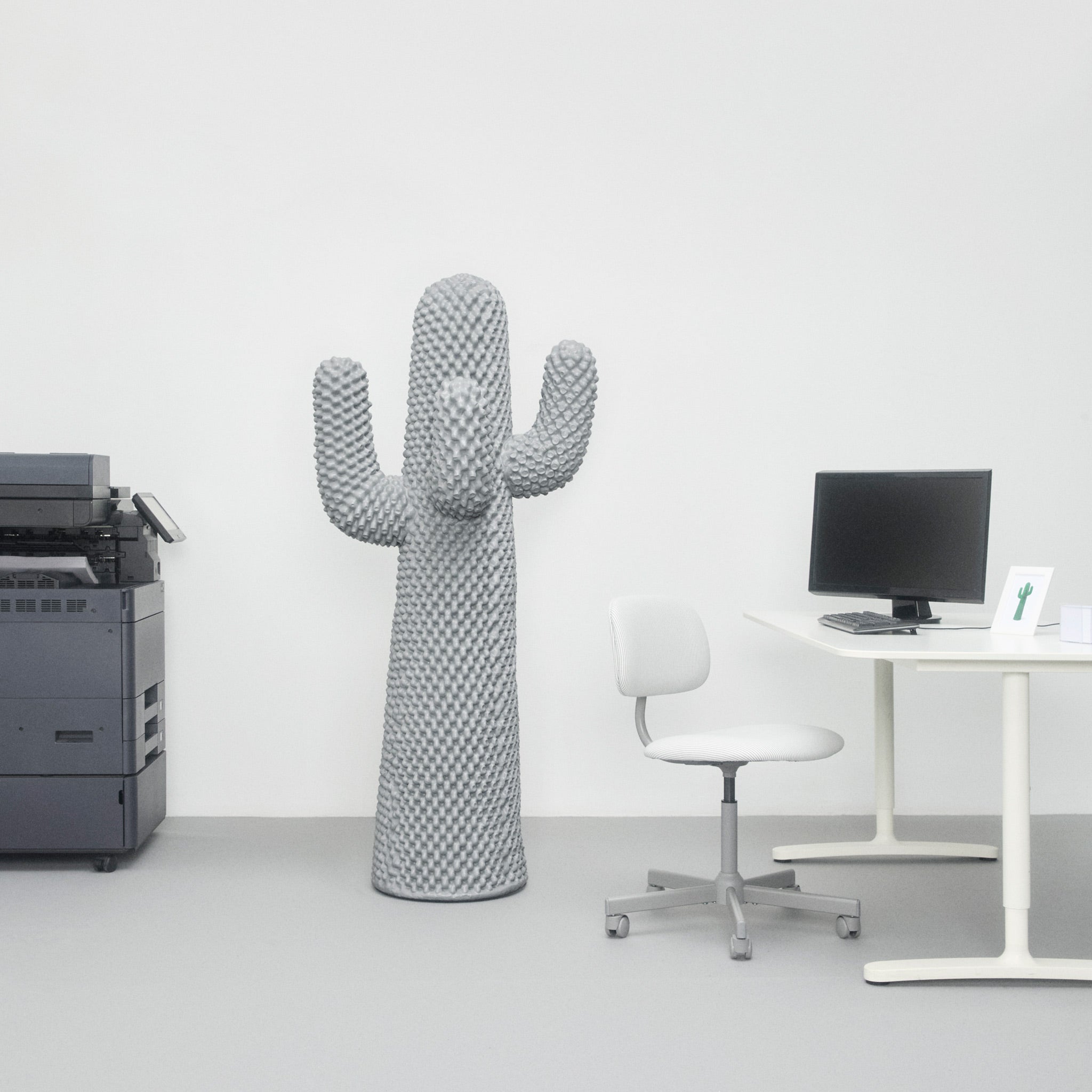 Gufram 'Boring' Cactus Coat Stand – Jane Richards Interiors