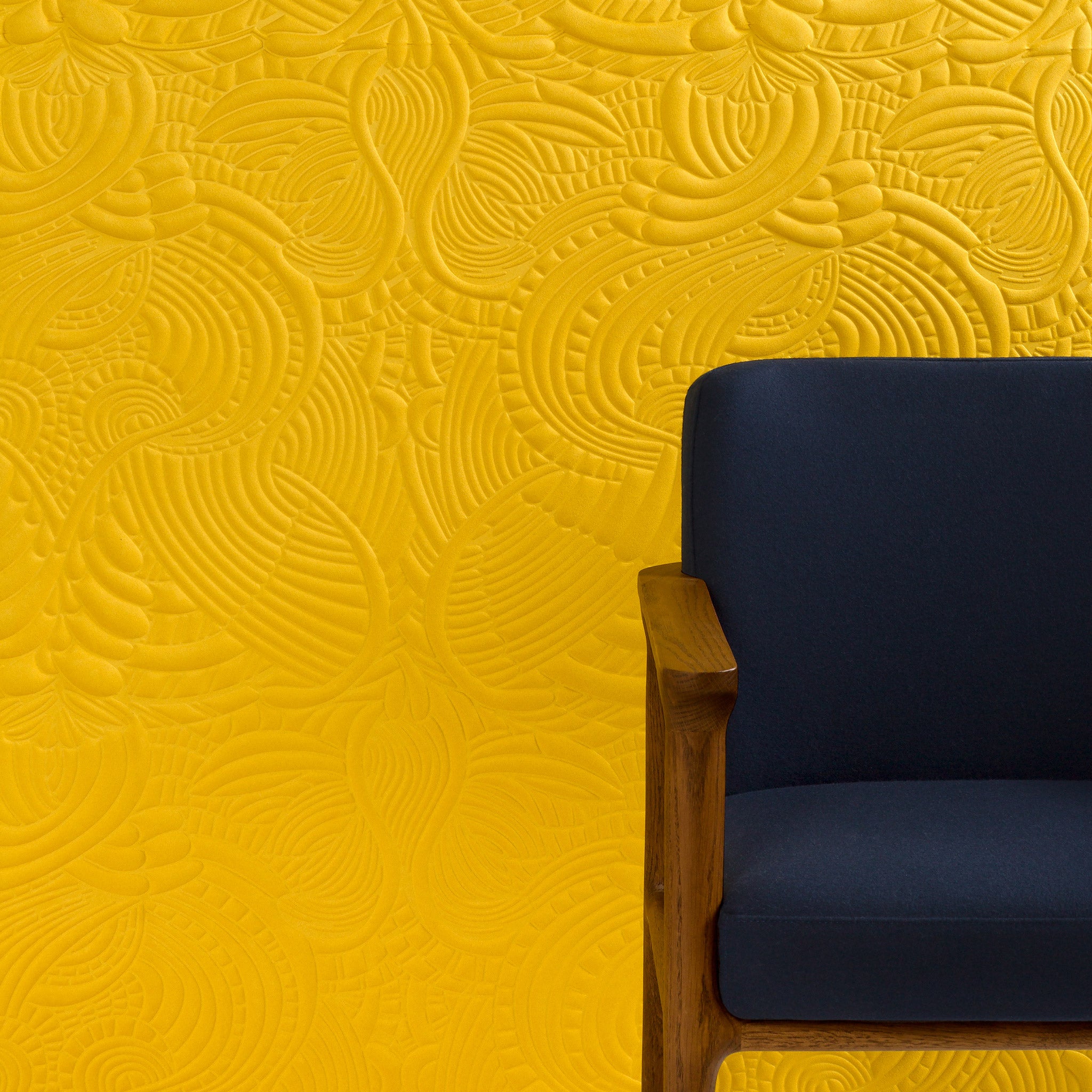 Arte x Moooi Wallcovering 'Dodo Pavone' Wallpaper Roomset Armachair