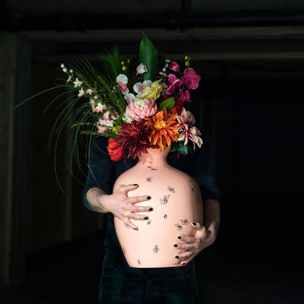 Cor Unum Anarchy Vase by Maarten Baas With Flowers