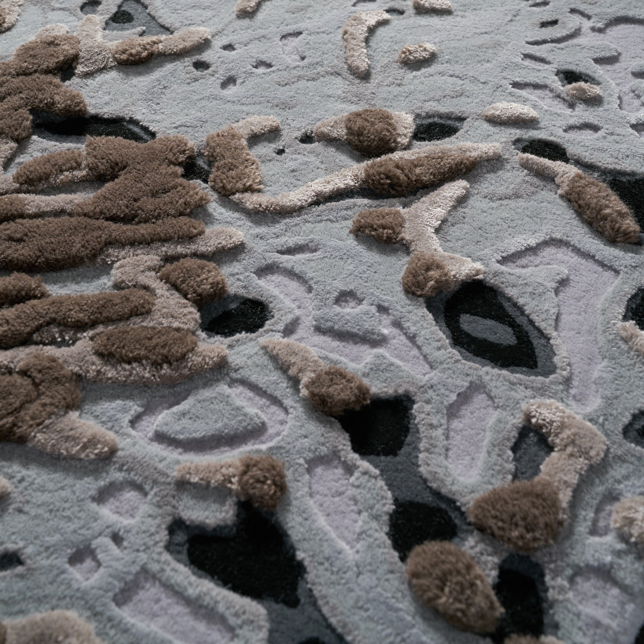 Edward Fields 'Taxonomy / Mutare' Rug by Bec Brittain Detail