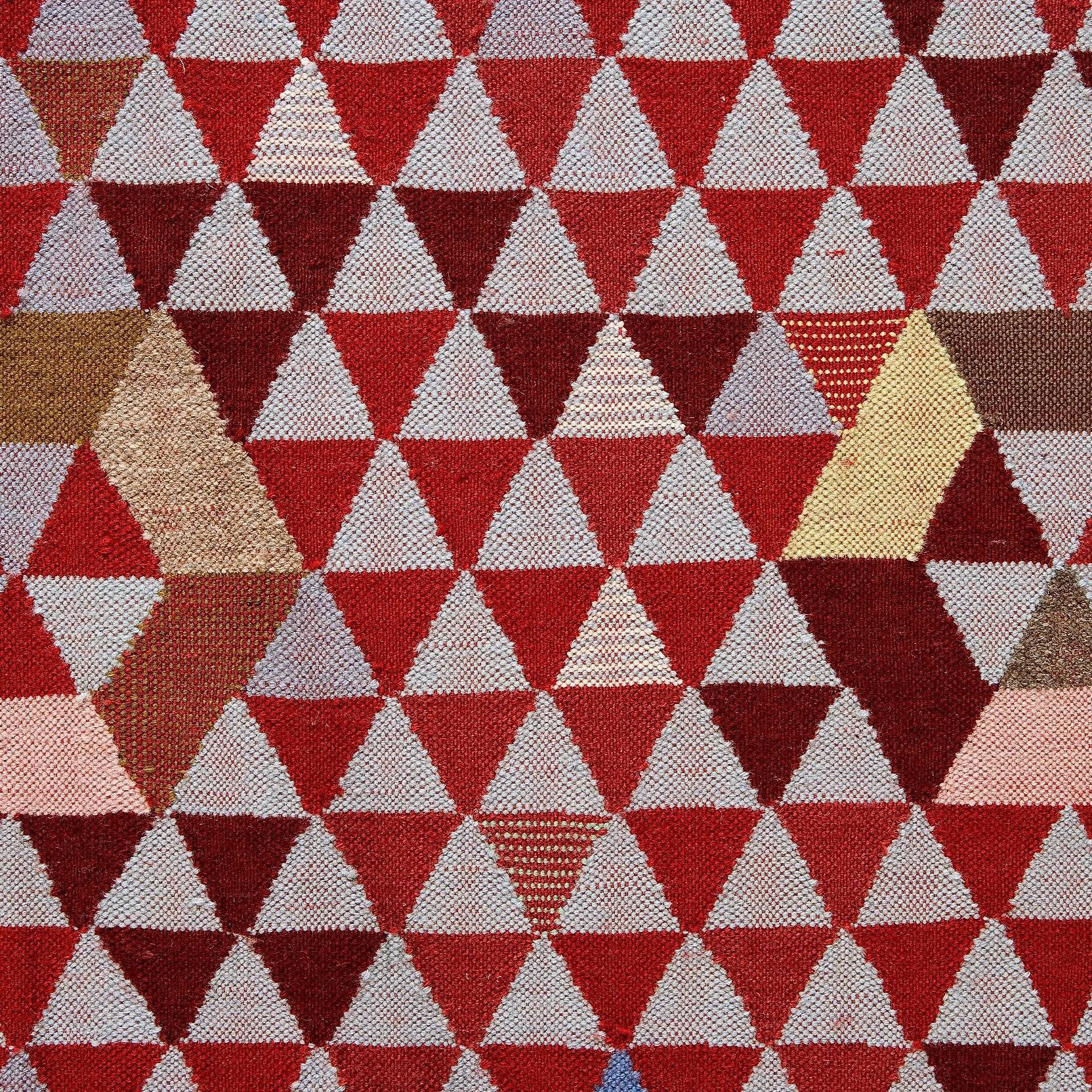 Golran 1898 Trianglehex Sweet Pink Rug by Bertjan Pot Detail