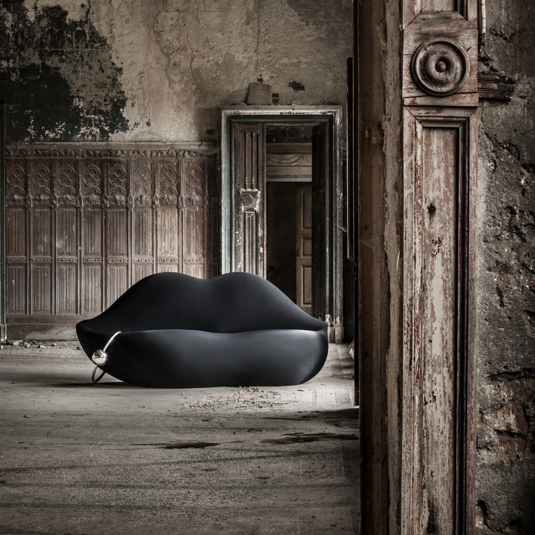 Gufram 'Dark Lady' Bocca Sofa by Studio 65