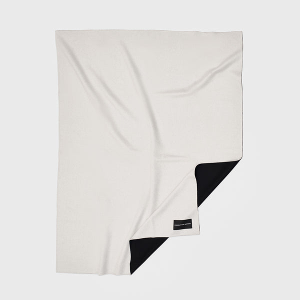 Kvadrat / Raf Simons 'Double Face' Cashmere Throw - Off White/Black Flat