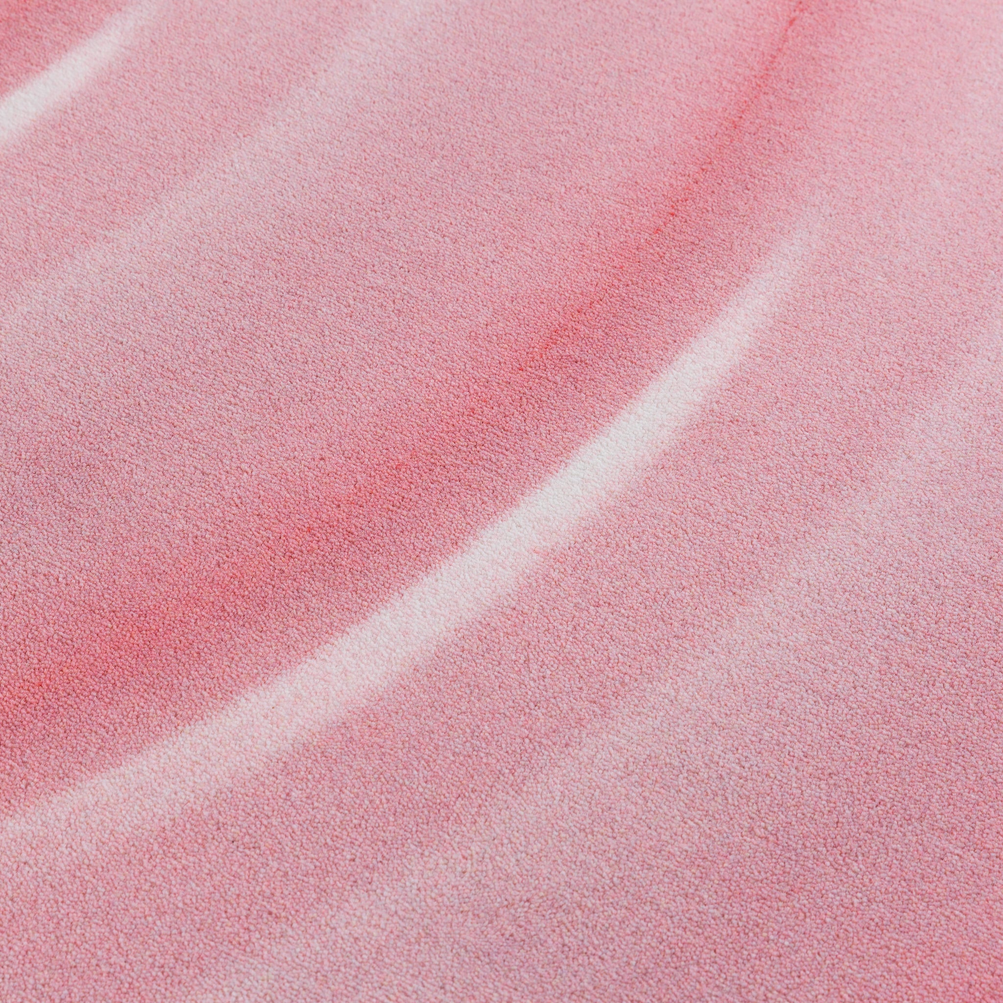 Moooi Carpets 'Ripples In Pink' Rug Detail 3