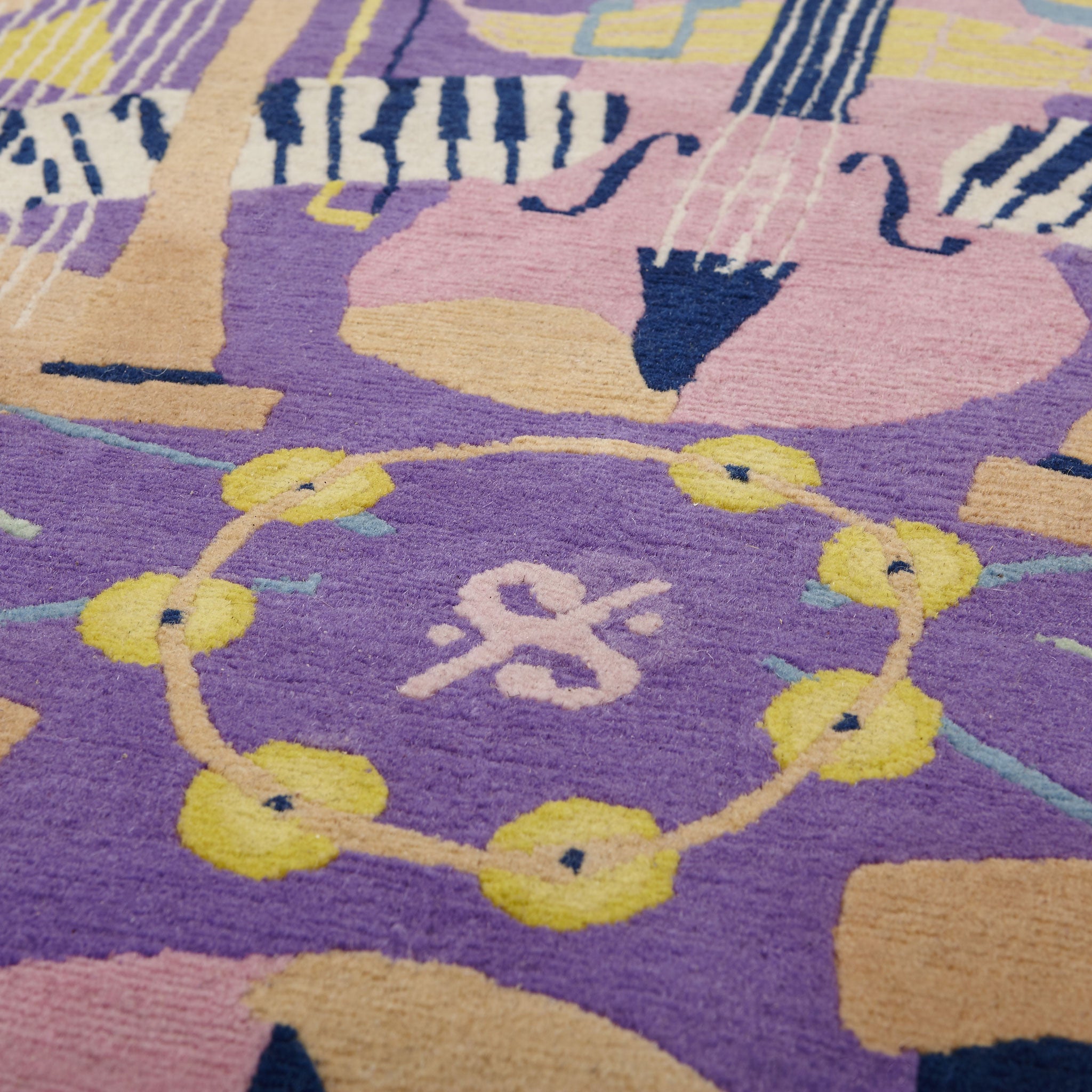 Studio Job Symphony Rug Detail