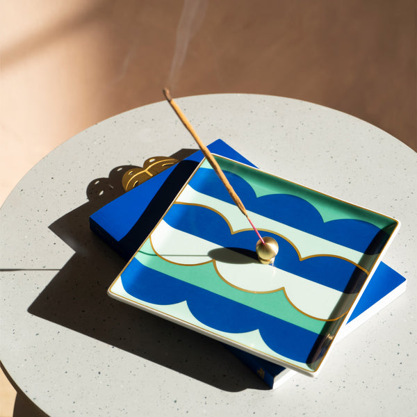 Octaevo 'Riviera Wave' Ceramic Tray - Blue Scene